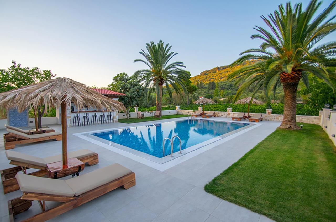 Zissis Villa & Pool 5Min Drive To Beach Kato Yerakarion Экстерьер фото
