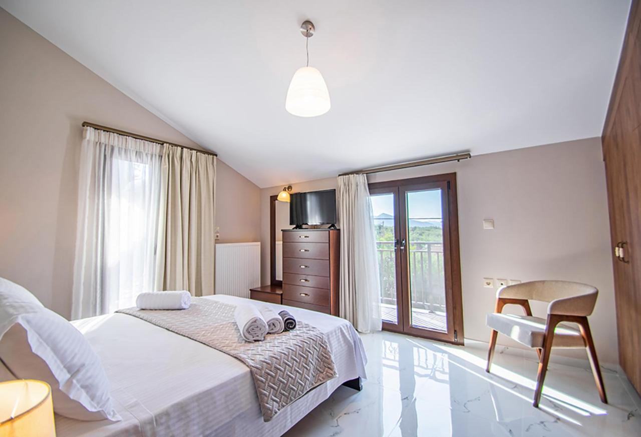 Zissis Villa & Pool 5Min Drive To Beach Kato Yerakarion Экстерьер фото