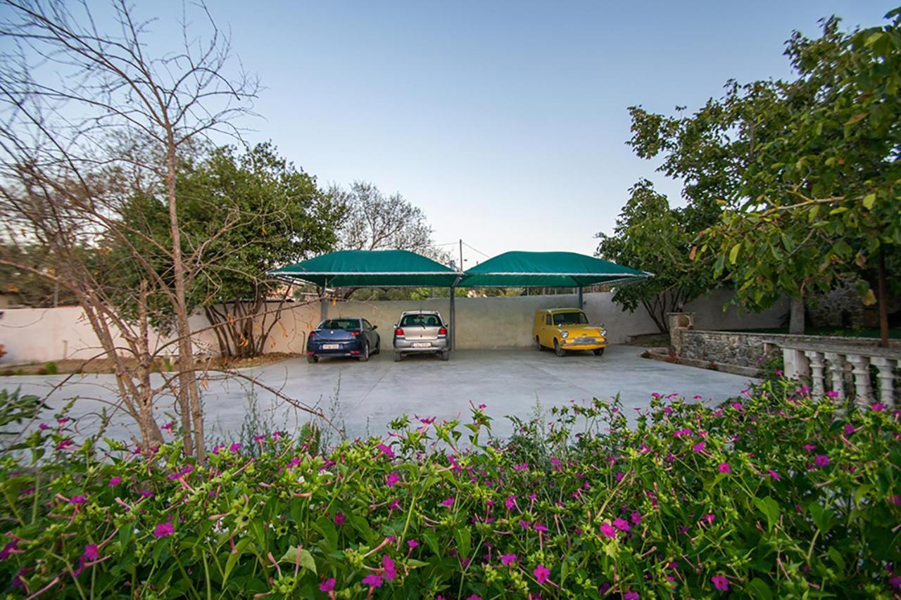 Zissis Villa & Pool 5Min Drive To Beach Kato Yerakarion Экстерьер фото