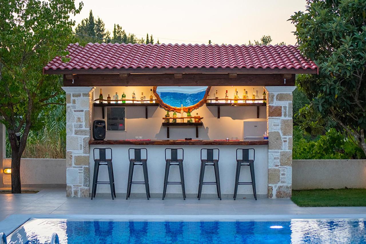 Zissis Villa & Pool 5Min Drive To Beach Kato Yerakarion Экстерьер фото